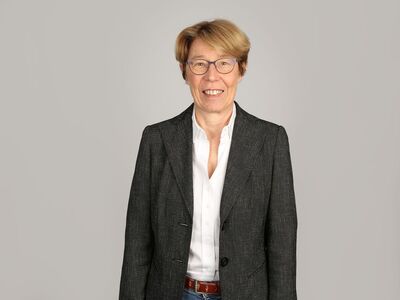 Dr. Sabine Groner-Weber